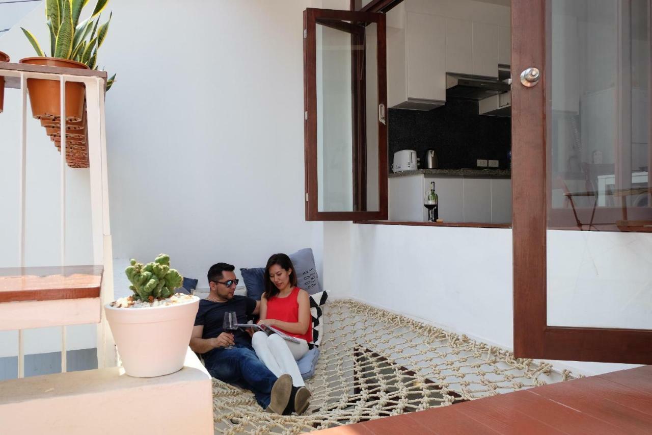 Haus Sathorn 21 Bed And Breakfast Μπανγκόκ Εξωτερικό φωτογραφία