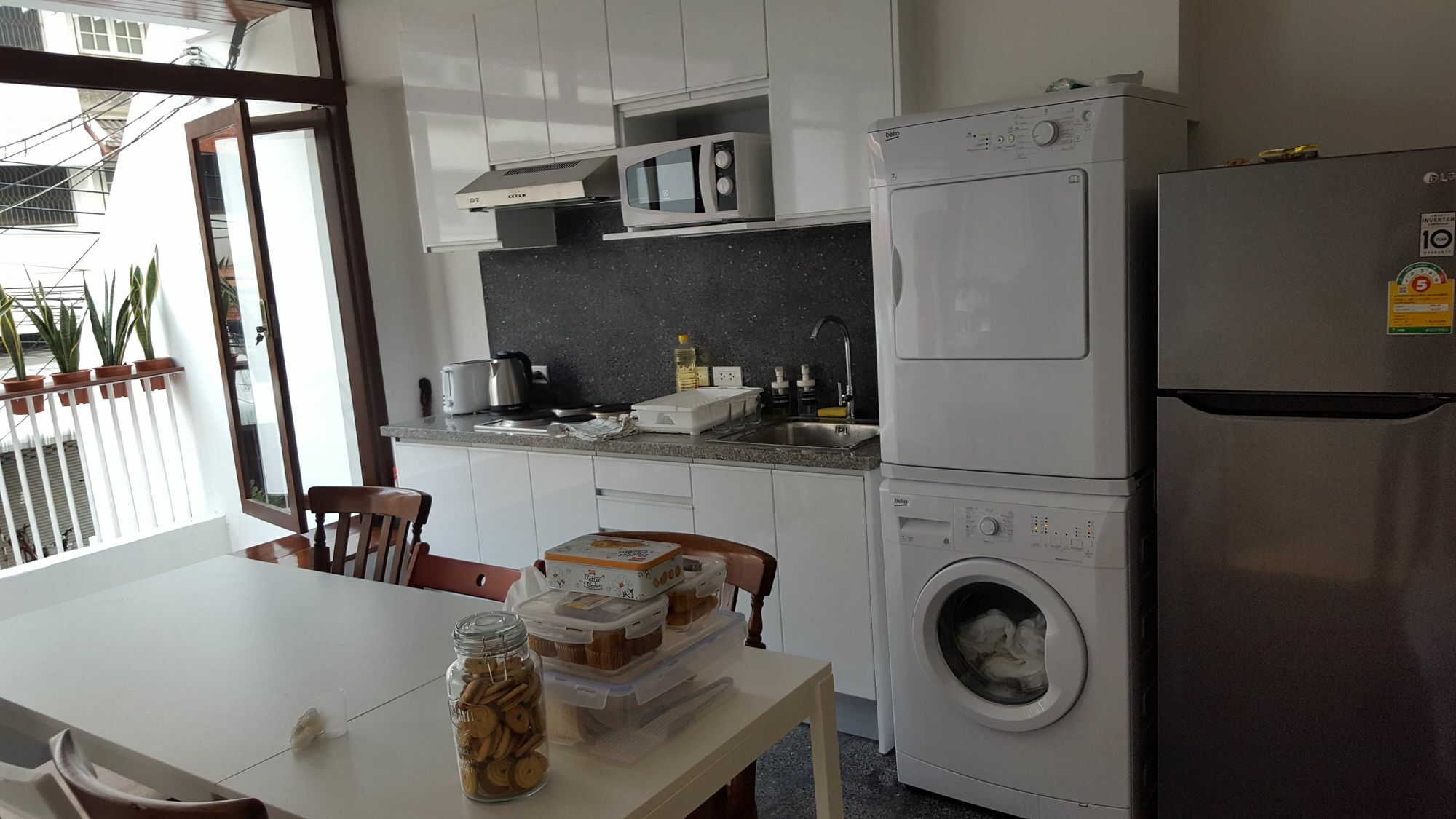 Haus Sathorn 21 Bed And Breakfast Μπανγκόκ Εξωτερικό φωτογραφία