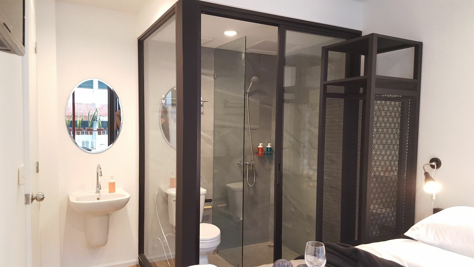 Haus Sathorn 21 Bed And Breakfast Μπανγκόκ Εξωτερικό φωτογραφία